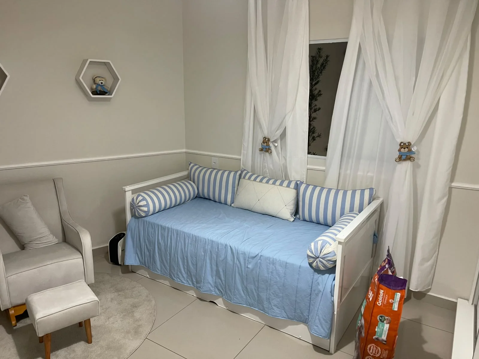 property-image